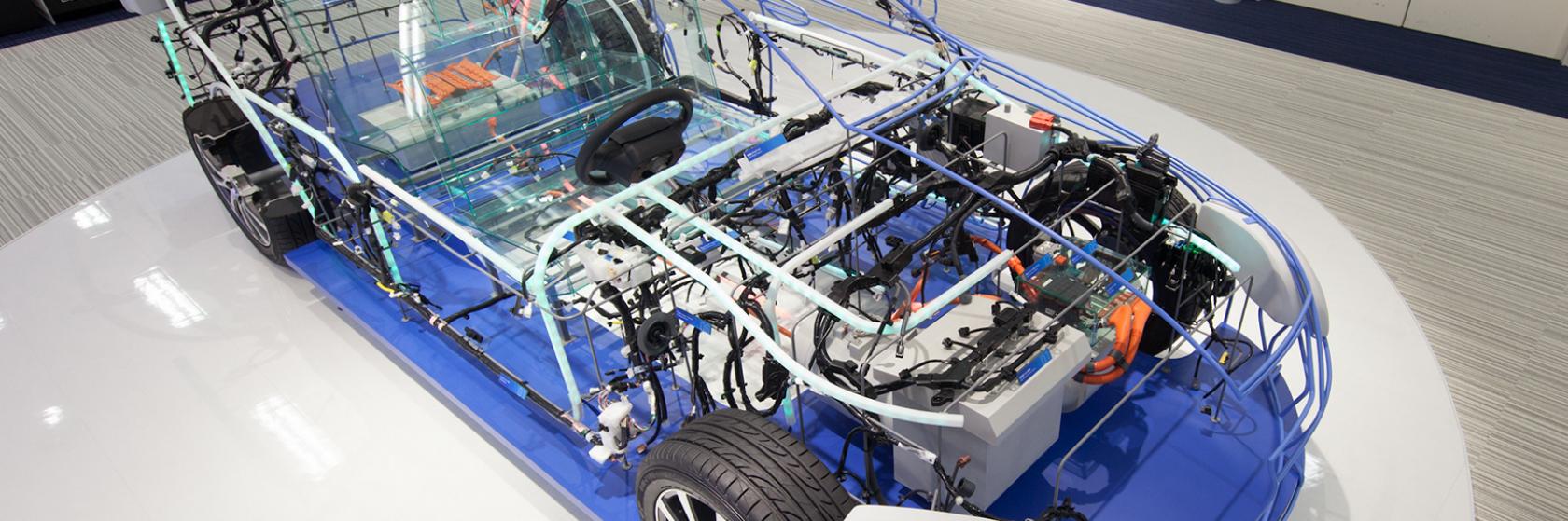 The wiring harness that is full of auto parts