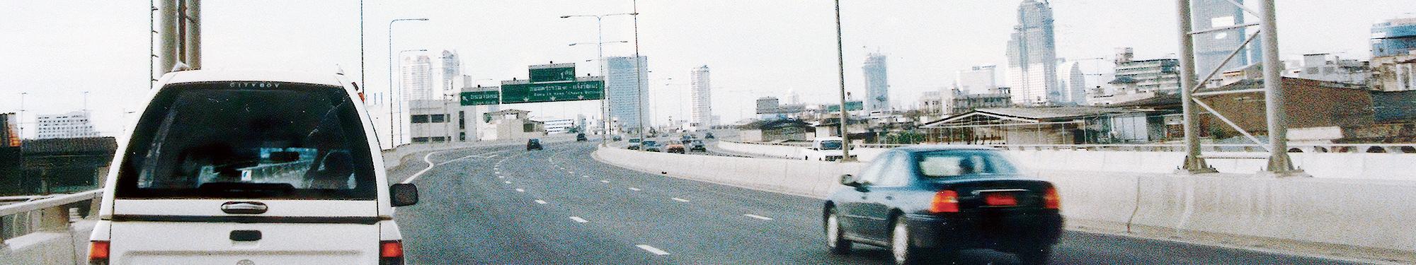 1993 Thailand project: outside Japan to build traffic control system for the first time