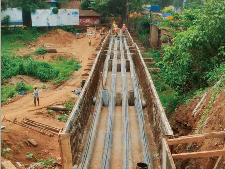 India uhvdc power transmission cable system