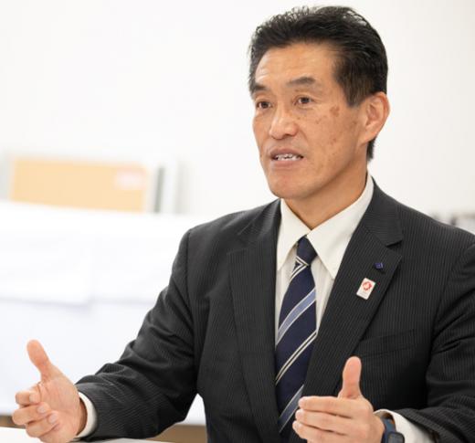 CAS - EV development promote the minister hirai macro tree