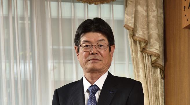 社長　井上治