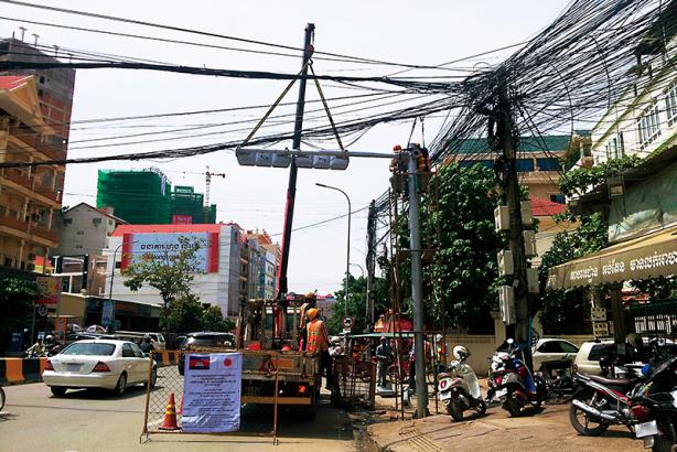 Avoid like spider webs of wire at the same time promoting project