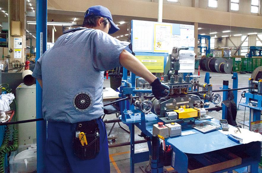 According to user requirements for cutting after shipment