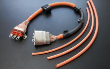 ハ@ @ブリッドや電気自動車用の耐熱高圧電線