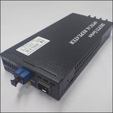 对应25gbps速度的光中继器