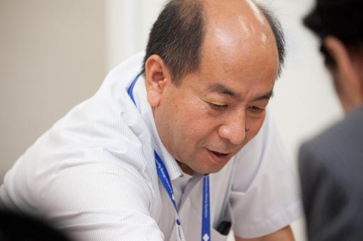 Osamu Okamoto主管工程师,电线和电缆集团、住友布线系统