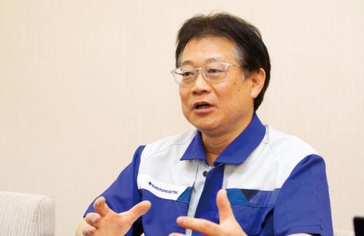 Toshio Ooka能源系统事业部液流电池系统开发部系统设计组高级助理经理。