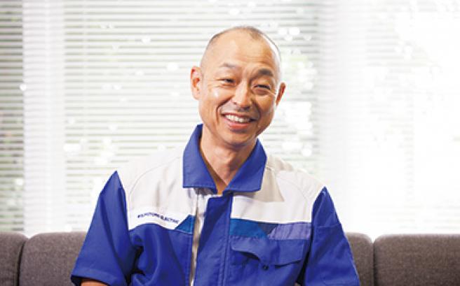 Shinichi Uehara、高级经理、工程部门,工业电线和电缆Div。