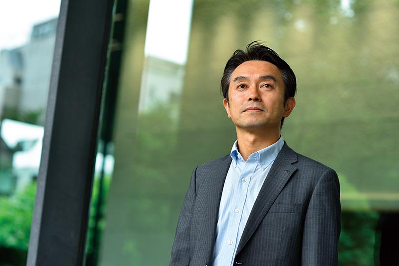 Hirokazu Kobayashi，能源解决方案销售事业部总经理，社会基础设施销售和营销部门